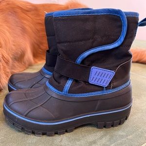 Boys snow boots